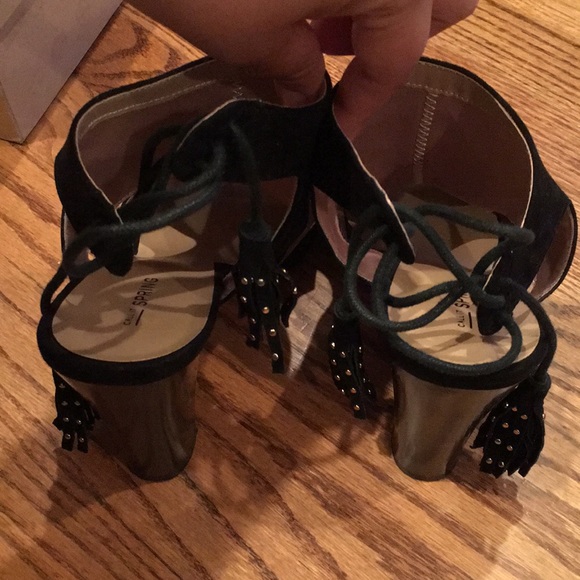 Call it spring heels - Picture 5 of 5